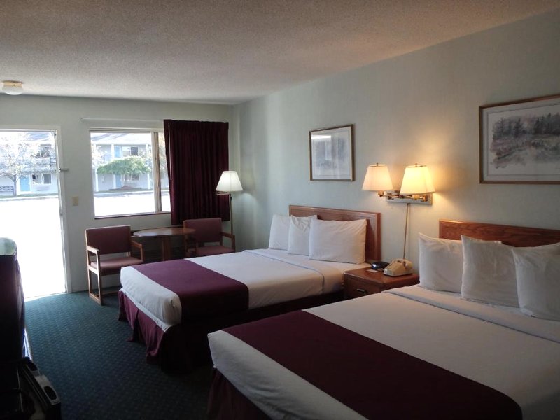 アメリカズ ベスト バリュー イン セント イグナス (Americas Best Value Inn St. Ignace)の写真