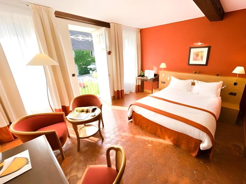 オステルリー ドゥ ルヴァルノワ (Hostellerie De Levernois)の写真