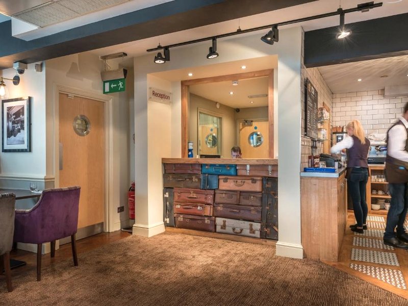 The Golden Lion Hotel, St Ives, Cambridgeshire - The Coaching Inn Groupの写真