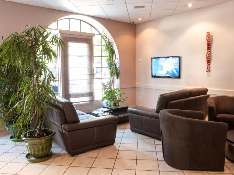 Logis Hotel du Parc-Restaurant - Le Rouget de Lisleの写真