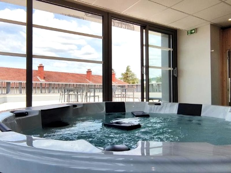 Logis Hotel du Parc-Restaurant - Le Rouget de Lisleの写真