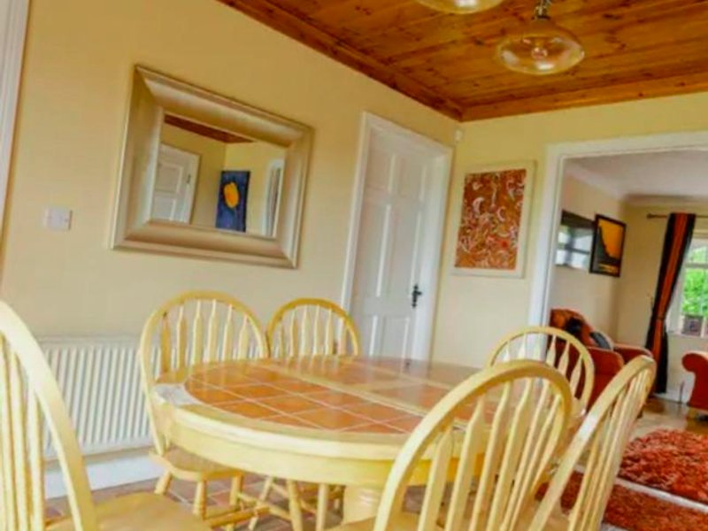 Home from Home Close to Lough Rynn Castle Room Onlyの写真