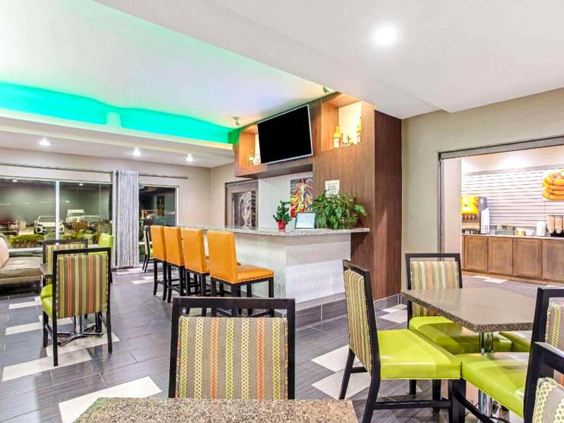 ラ キンタ イン&スイーツ バイ ウィンダム パデューカ (La Quinta Inn & Suites by Wyndham Paducah)の写真