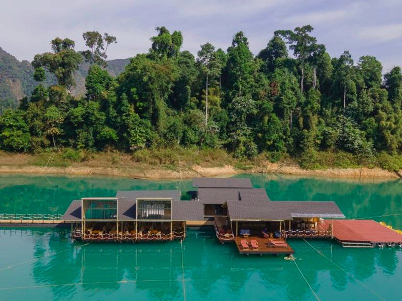 360° issara Floating Resortの写真