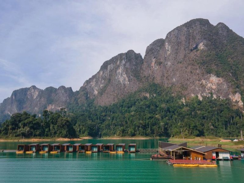 360° issara Floating Resortの写真