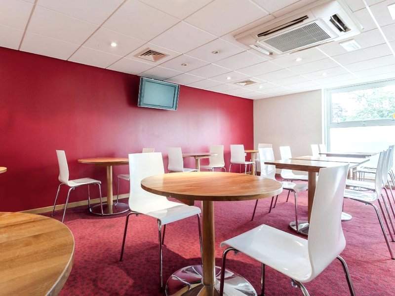 トラベロッジ カムバーリー (Travelodge Camberley)の写真