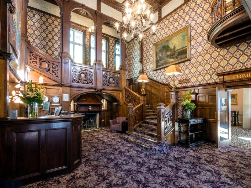 マクドナルド フリムリー ホール ホテル ＆ スパ (Macdonald Frimley Hall Hotel & Spa)の写真
