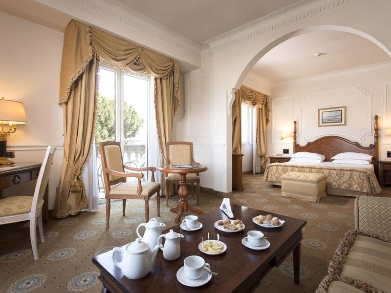 グランド ホテル ヴァンヴィテッリ (Grand Hotel Vanvitelli)の写真