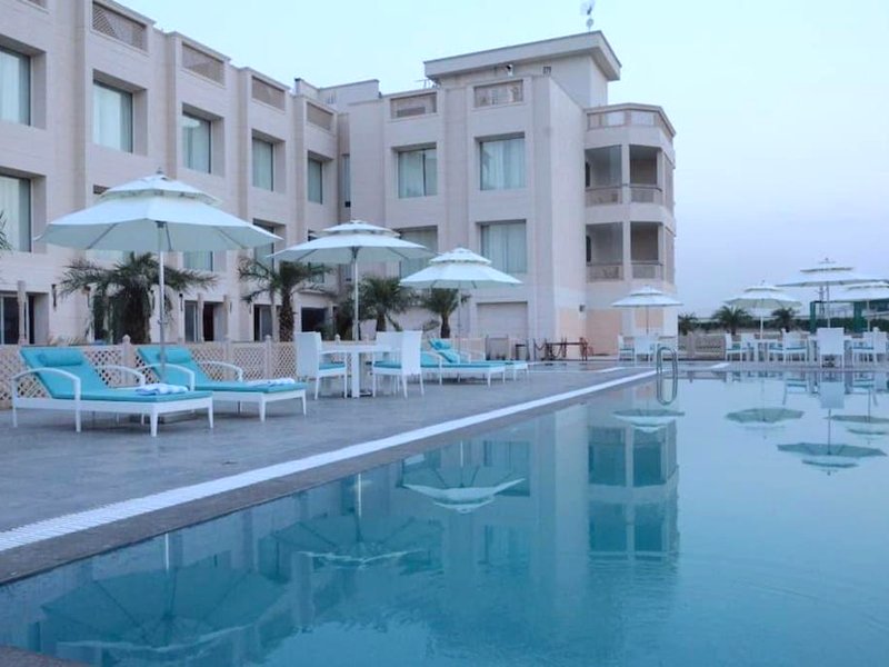 The Lal Vilas Hotel & Resortの写真
