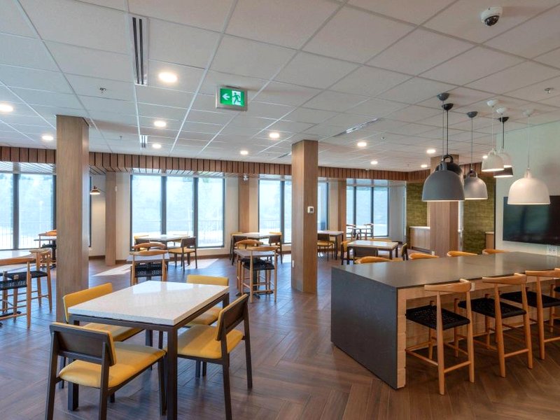 Fairfield Inn & Suites Revelstokeの写真