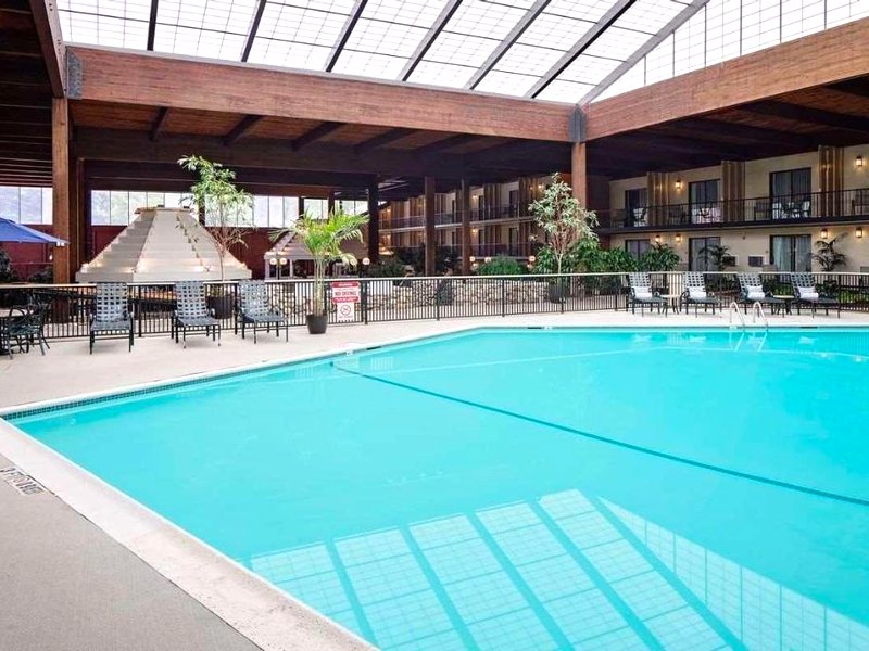 ボックスボロー リージェンシー (Boxboro Regency)の写真