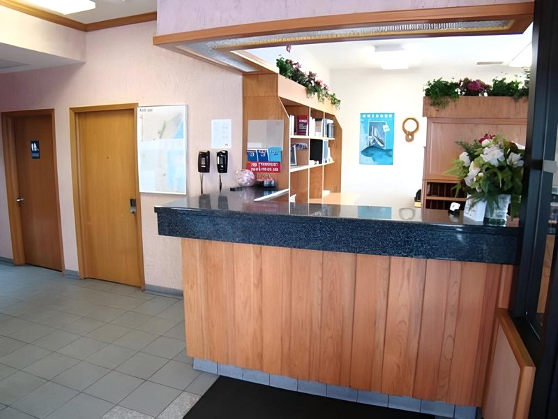 レッド カーペット イン ノース シカゴ (Red Carpet Inn North Chicago)の写真