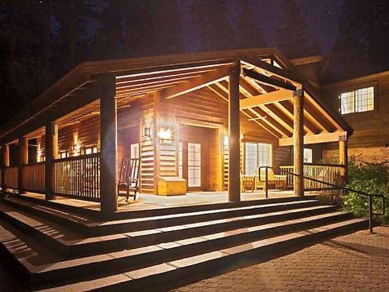 John Muir Lodge, Grant Grove Cabins - Kings Canyon Natl Parkの写真