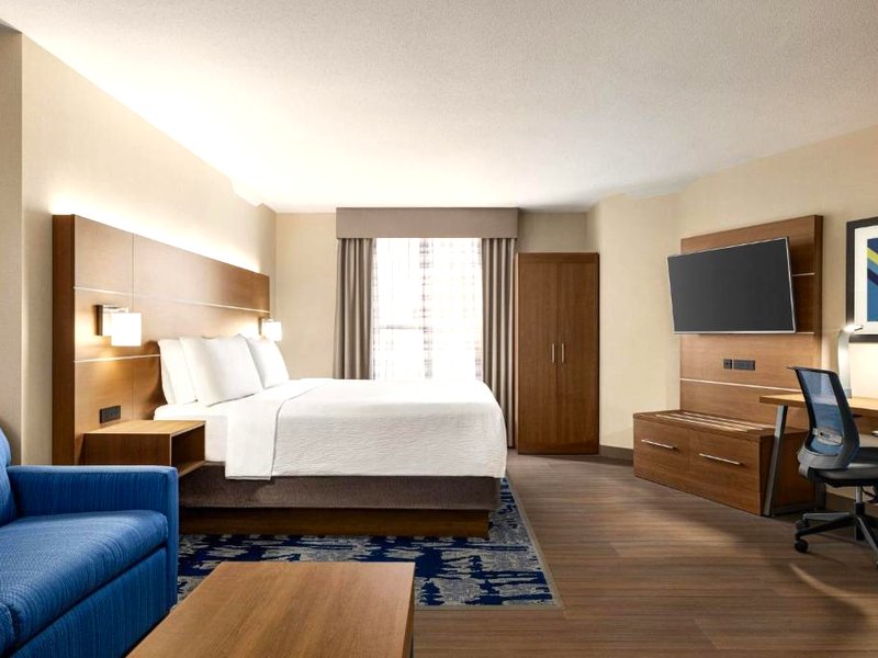 ホリデイ イン エクスプレス バンクーバー メトロタウン（バーナビー） バイ IHG (Holiday Inn Express Vancouver-Metrotown (Burnaby) By IHG)の写真