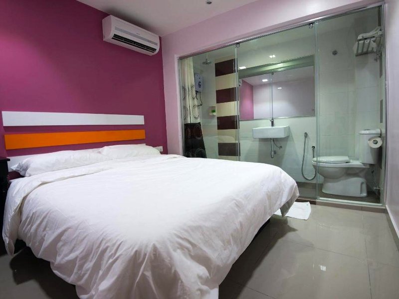 Hotel O Orange Hotel Kuala Pilahの写真