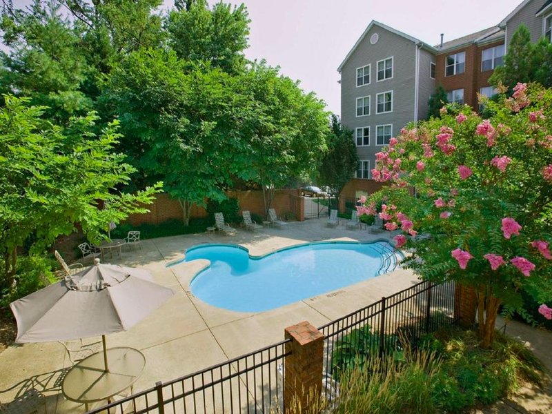 Homewood Suites by Hilton Alexandria/Pentagon Southの写真