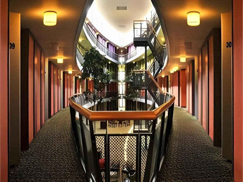 ヴァン デル ヴァルク ホテル ロッテルダム リッダーケルク (Van der Valk Hotel Rotterdam Ridderkerk)の写真