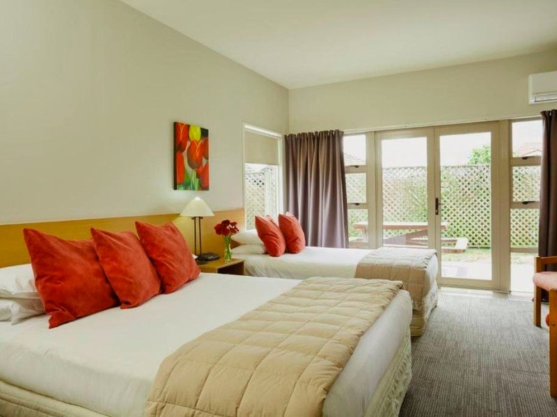 ショアライン モーテル (Shoreline Motel)の写真