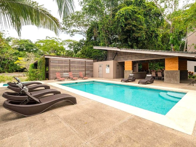 Condo Playa Hermosa, Puntarenasの写真