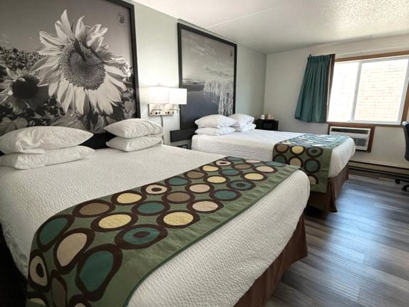 スーパー 8 バイ ウィンダム ウェスト ファーゴ メイン アベニュー ND (Super 8 by Wyndham West Fargo Main Ave ND)の写真