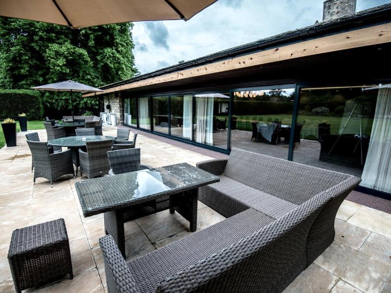 ストーンハウス コート ホテル (Stonehouse Court Hotel)の写真