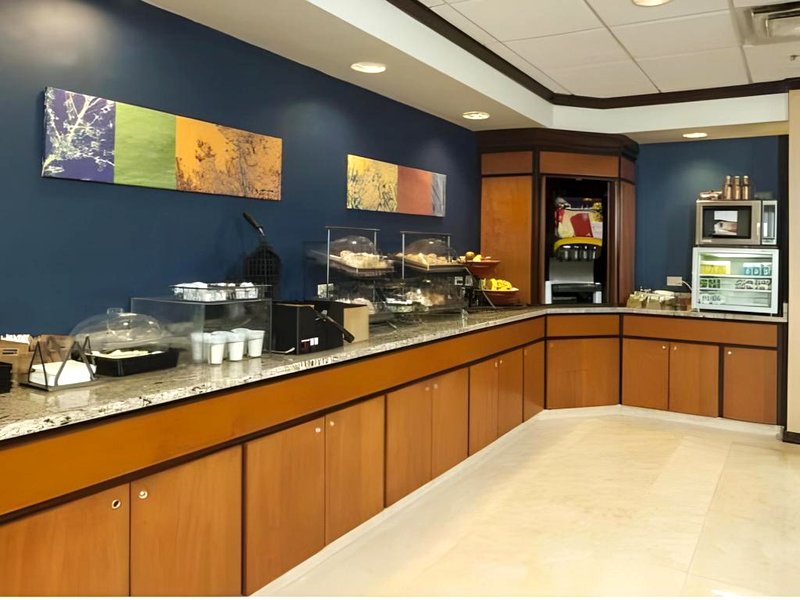 フェアフィールド イン&スイーツ ブランズウィック フリーポート (Fairfield Inn & Suites Brunswick Freeport)の写真