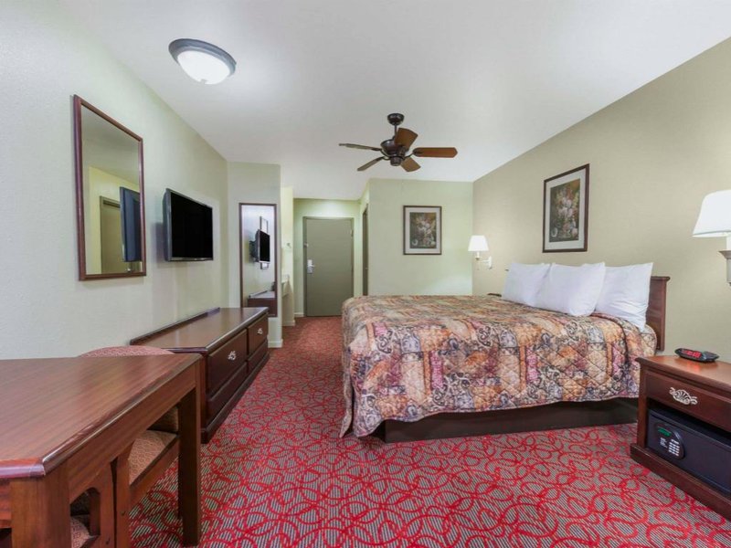 デイズ イン バイ ウィンダム セント ピーターズ セント チャールズ (Days Inn by Wyndham St Peters/St Charles)の写真