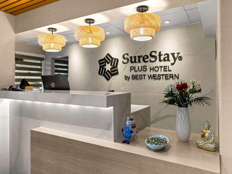 SureStay Plus by Best Western Brooksの写真
