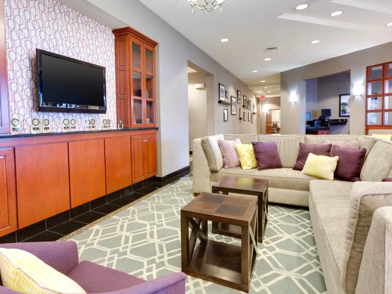 ドゥルーリー イン&スイーツ ミドルタウン フランクリン (Drury Inn & Suites Middletown Franklin)の写真