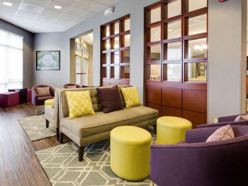ドゥルーリー イン&スイーツ ミドルタウン フランクリン (Drury Inn & Suites Middletown Franklin)の写真