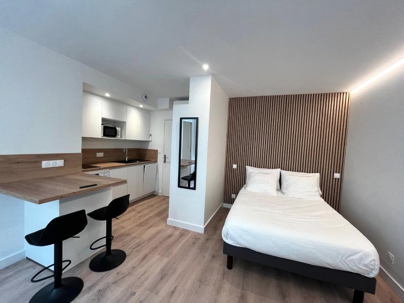 Studio Hôtel-Restaurant LTB La Table Basque (Studio Hotel-Restaurant LTB La Table Basque)の写真