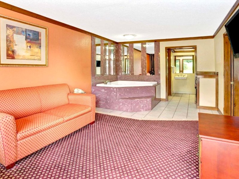 Travelodge by Wyndham Sellersburg / Louisville Northの写真