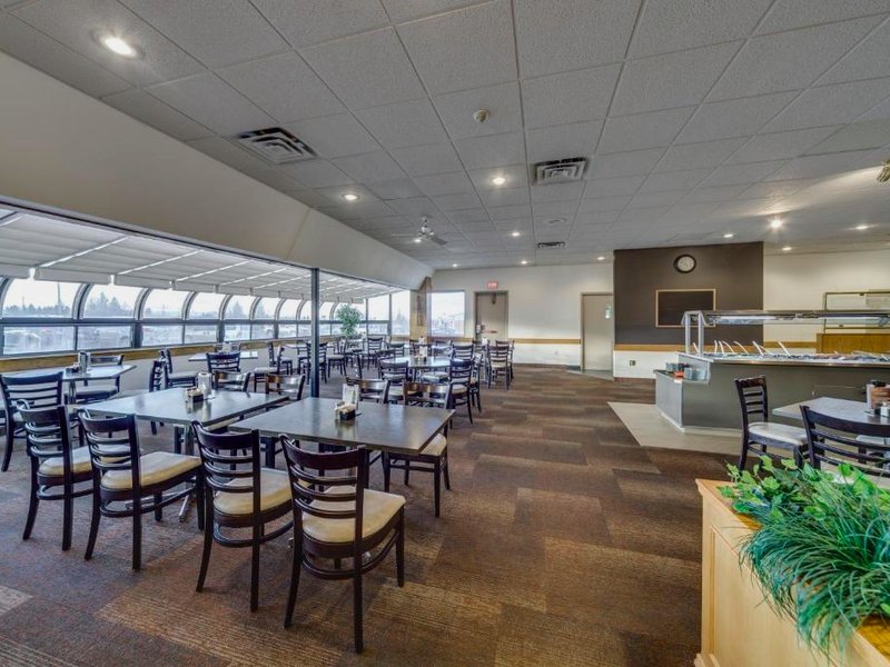 Heritage Inn Hotel & Convention Centre - Pincher Creekの写真