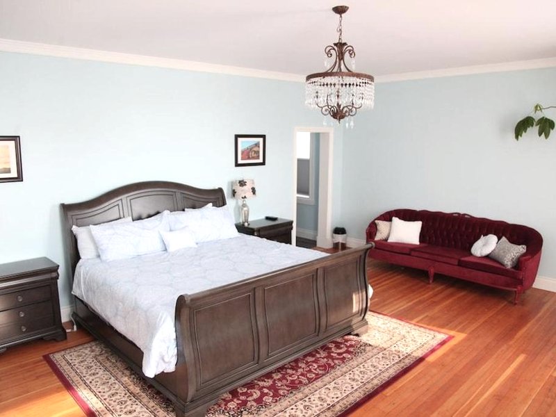 Legendary King Edward Hotel Ltd.の写真