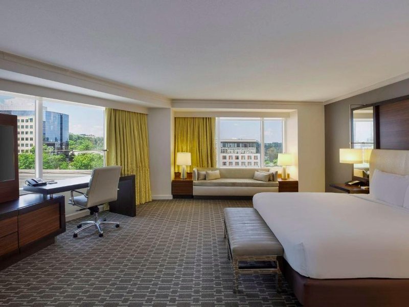 ヒルトン マクリーン タイソンズ コーナー (Hilton McLean Tysons Corner)の写真