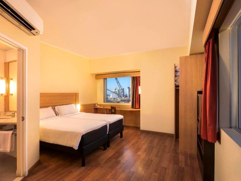 イビス バルパライソ (ibis Valparaiso)の写真