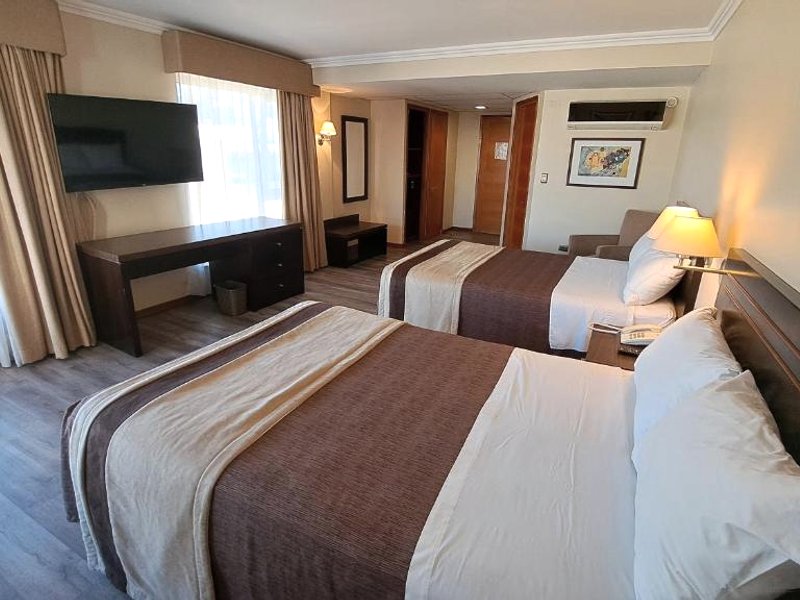 ホテル ディエゴ デ アルマグロ バルパライソ (Hotel Diego de Almagro Valparaiso)の写真