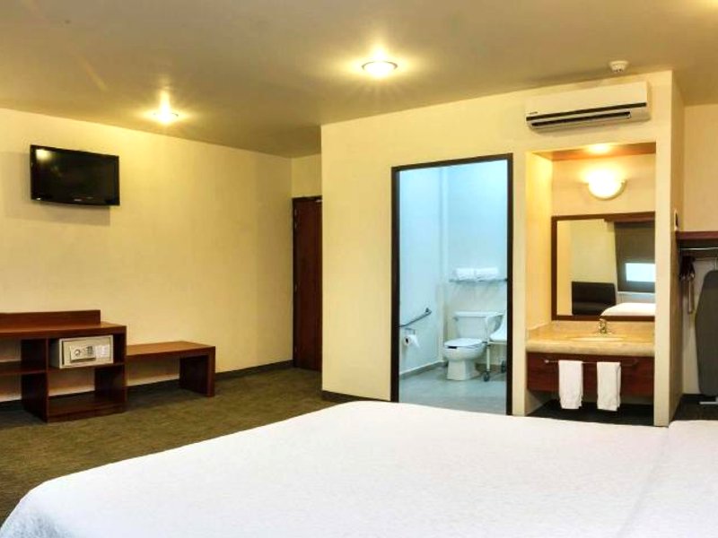 Hampton Inn by Hilton San Juan del Rioの写真
