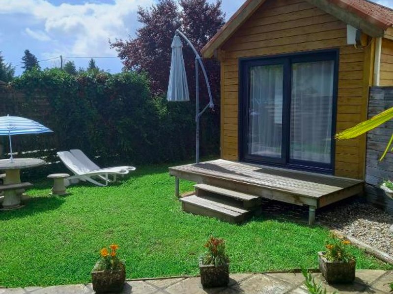 Chalet charmant avec piscine partagée à Eymet (Chalet charmant avec piscine partagee a Eymet)の写真