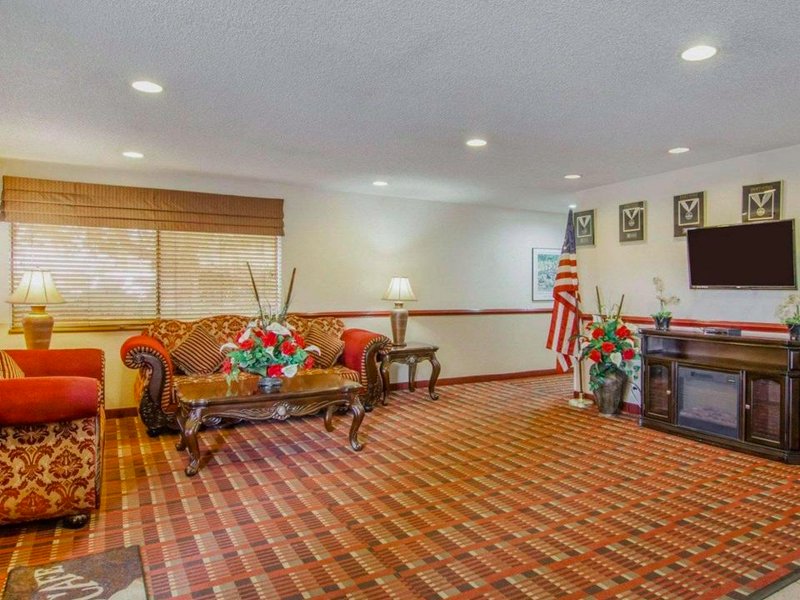 クオリティ イン ＆ スイーツ メドフォード エアポート (Quality Inn & Suites Medford Airport)の写真