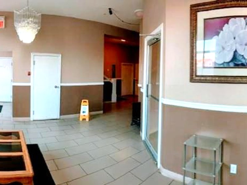 Bonnyville Hotelの写真