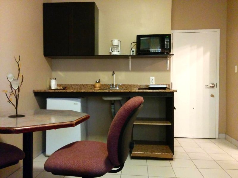Bonnyville Hotelの写真