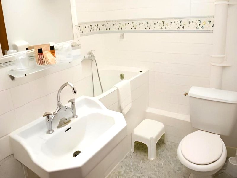 Adonis Valberg Hotel Le Chastellanの写真
