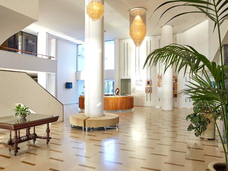 ルーシー ホテル (Lucy Hotel)の写真