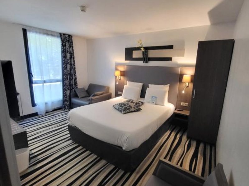 Kyriad Saint Quentin En Yvelines - Montignyの写真