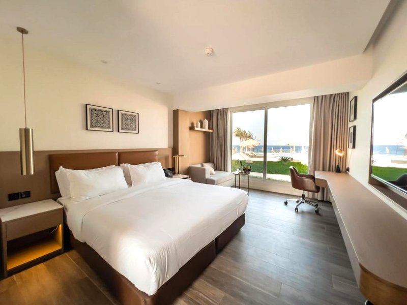ルクソテル アカバ ビーチ リゾート アンド スパ オンリー 15 イヤーズ プラス (Luxotel Aqaba Beach Resort & Spa Only 15 years plus)の写真