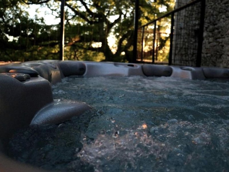 Gîte spacieux avec accès SPA privatif et piscine de 2 à 10 voyageurs (Gite spacieux avec acces SPA privatif et piscine de 2 a 10 voyageurs)の写真