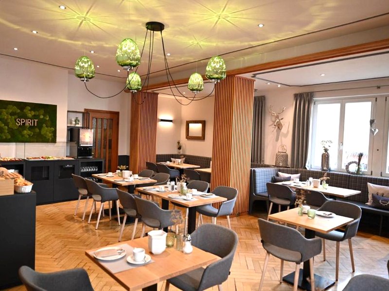 Land-gut Hotel zum Lowen Garniの写真