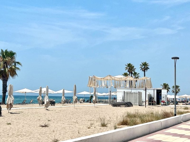 GOLDEN COAST CALAFELL 2の写真
