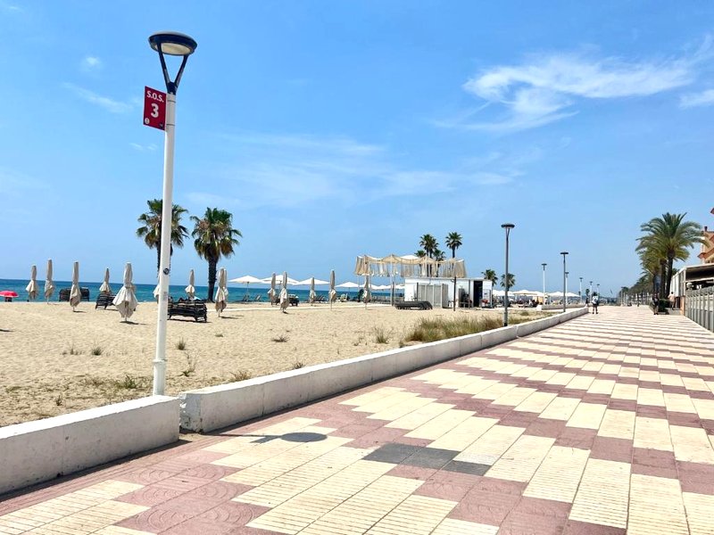 GOLDEN COAST CALAFELL 2の写真